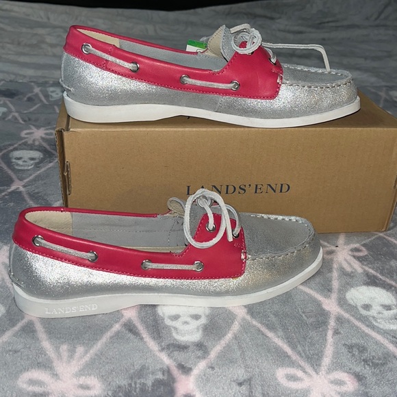Land’s End Silver metallic and hot pink boat shoe size 8 NWT. - Picture 6 of 13